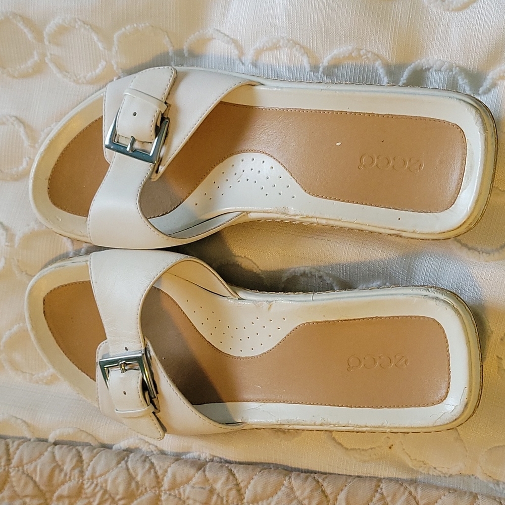 Ecco slide sandals